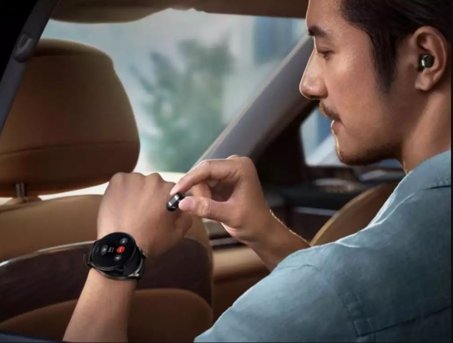 HUAWEI WATCH Buds – 2-in-1 Smartwatch with Built-in Wireless Earbuds